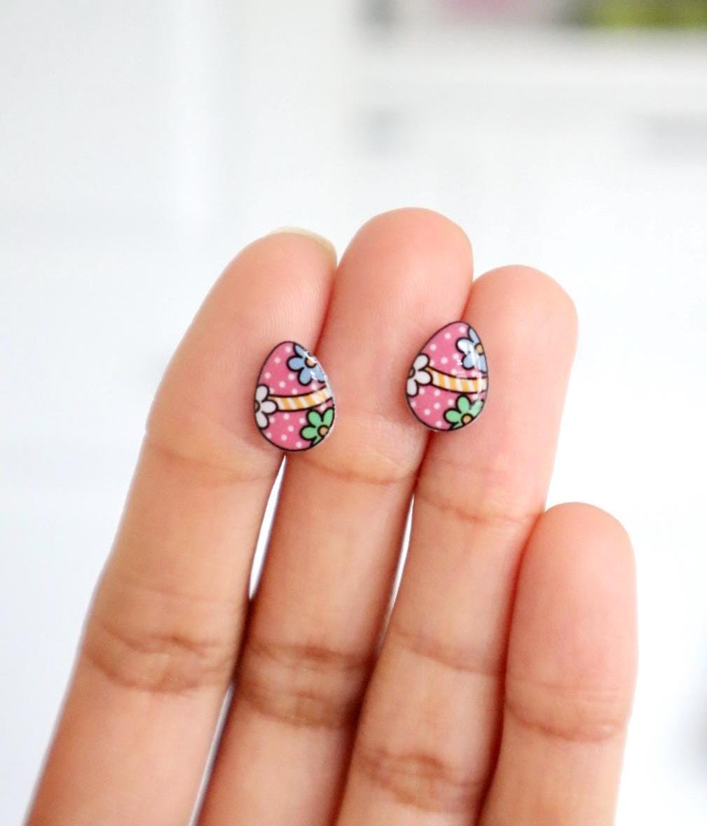 Easter Egg Earrings by Stardoe